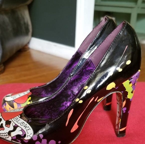 Ed Hardy heels - Picture 2 of 4